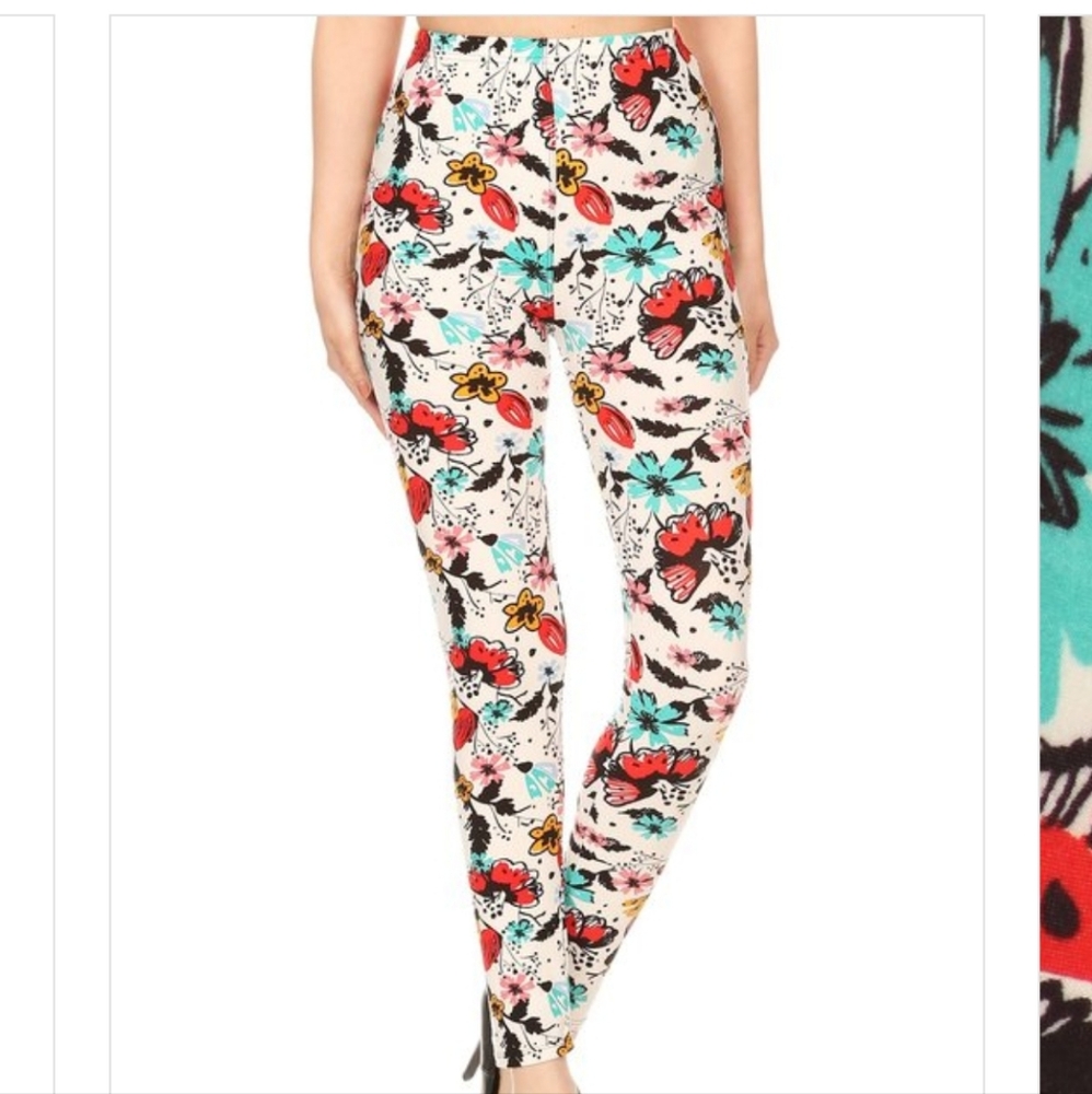 🌻🌸 White Floral Leggings